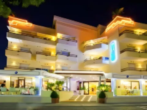 International Beach Hotel