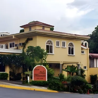 Hotel Villa Florencia Zona Rosa Hotels near Boqueron National Park