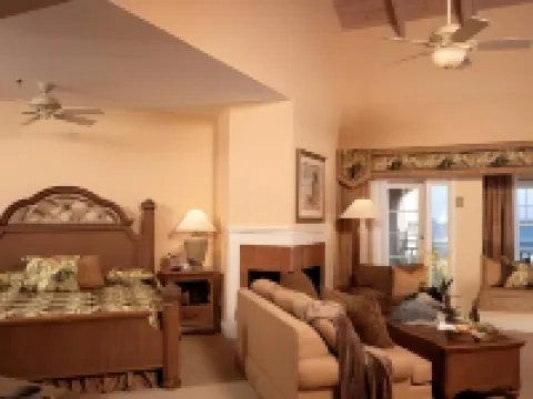 더 로지 & 클럽 앳 폰타베드라 비치