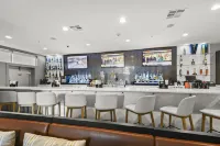 Holiday Inn GONZALES by IHG - bar