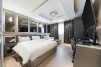 Chungju Browndot Cityhall Hotels near Angseongoncheon Station