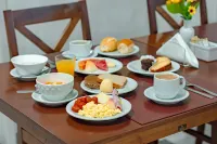 โรงแรมบริสตอลซาบรินา - พร้อมอาหารเช้า