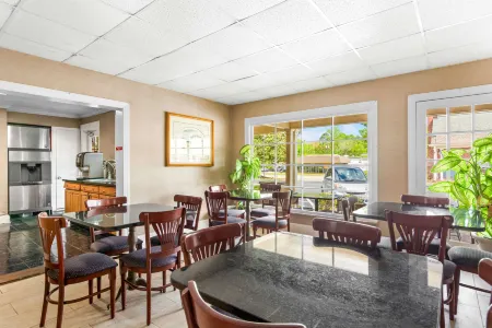 Rodeway Inn Historic