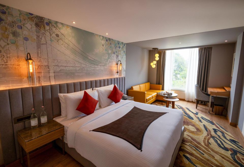 골든 튤립 보팔 이미지