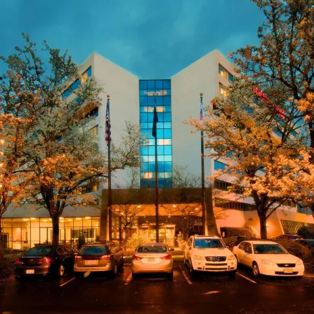 Embassy Suites by Hilton Portland Tigard