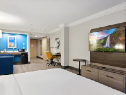 Holiday Inn Express & Suites VACAVILLE by IHG Hotels in Vacaville