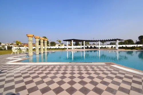 Umaid Farm Resort- A Legancy Vintage Stay in Jaipur Các khách sạn ở Jaipur