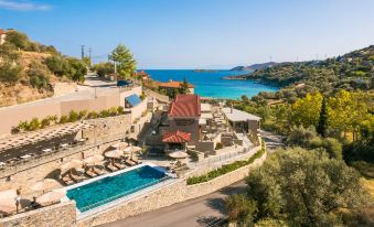 Paramithenio Village Beach Resort & Spa