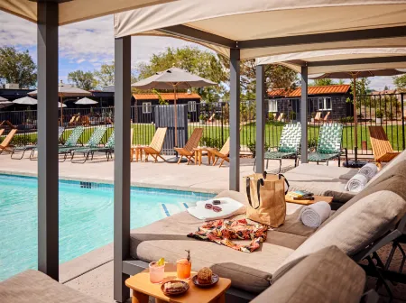 High Country Motor Lodge - Near Nau and Downtown