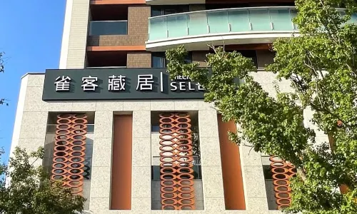 CHECK inn Select New Taipei Sanchong Waterfront