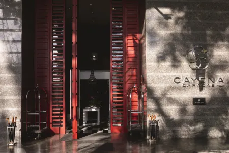 Cayena-Caracas Отели рядом с достопримечательностью «Edificio Humboldt»