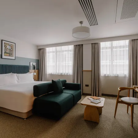 Club Quarters Hotel London City, London Отели рядом с достопримечательностью «Художественная галерея Гилдхолл»