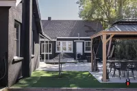 Remodeled 1920s Bungalow and Retro Casita, Hammock Hotels in Mesa