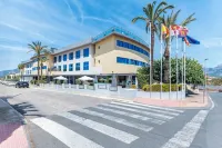 Hotel Rober Palas Отели в г. La Marina Baja