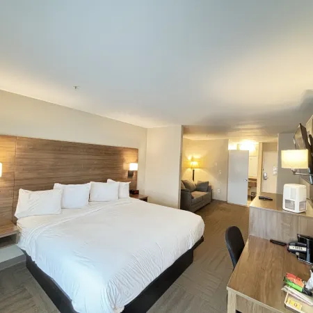Baymont by Wyndham Lake Park Valdosta I75