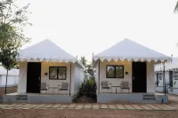 La Casa Club & Resort Hotels in Navsari