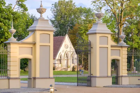 Park-hotel Svyatski Palac Отели в г. Святск