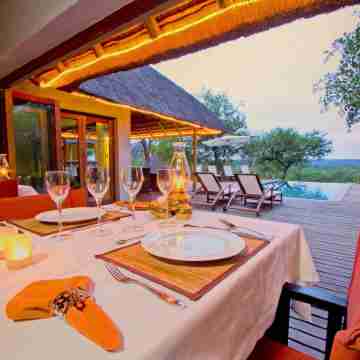 Tulani Boutique Lodge - Formally Casart Game Lodge Dining/Meeting Rooms
