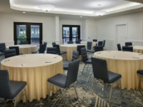 Courtyard Sandestin at Grand Boulevard Hotels in Miramar Beach