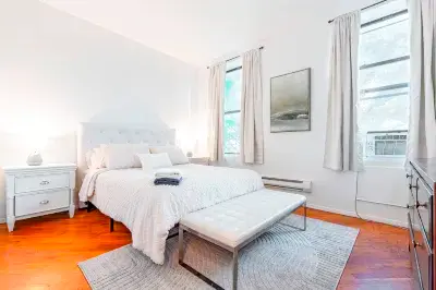 Prime Location Upper Manhattan Furnished Apartment Hotel in zona West Harlem Piers Park