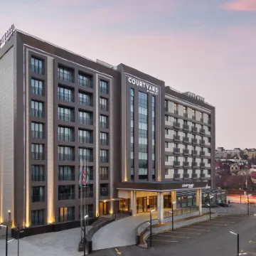 Courtyard Tashkent Hoteles cerca del Aeropuerto Internacional de Taskent
