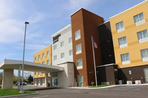 Fairfield Inn & Suites Bowling Green - 3-Star