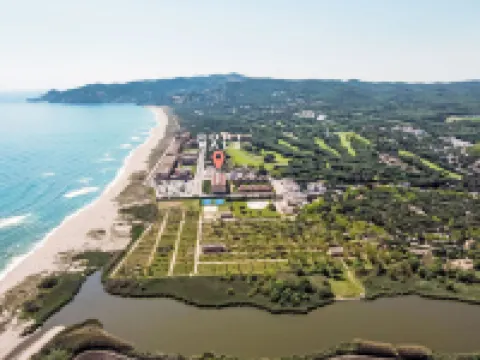 "Port Pals Sea View"