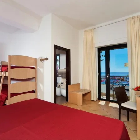Hotel Cala Luna