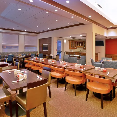 Hilton Garden Inn Chicago/Midway Airport