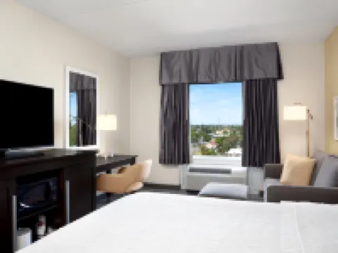 Hampton Inn Hallandale Beach-Aventura Hotels in Hallandale Beach