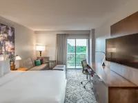 DoubleTree by Hilton Dallas - Farmers Branch Hotels near Zero Gravity Amusement Park