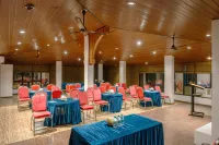 Hibis Beach Resort - Ashwem, Goa - breakfast