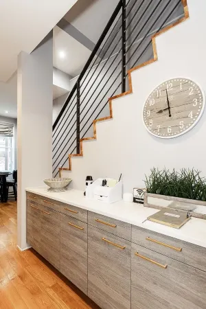 Modern OTR home with vintage charm of the Queen City Отели рядом с достопримечательностью «Университет Цинциннати»