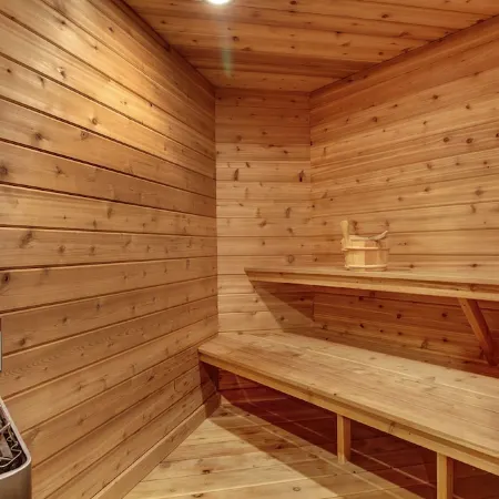 Private End Condo on Superior w/ Panoramic Views!  Fireplace & Private Sauna!