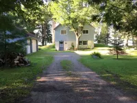 Newly Remodeled 4 bedroom Cottage with Stunning views of Beautiful Lake Metonga Hotels in Forest County
