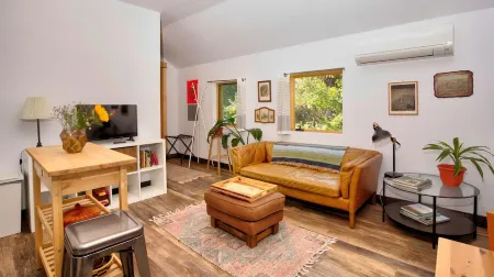 Cozy Guest Home in Downtown White Salmon