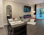 Charming Gainesville Townhome 2