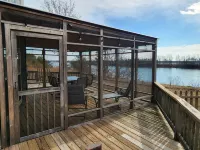 Pickwick- Screened Patio ON Tennessee River 7th Nt FREE- Dogs Allowed