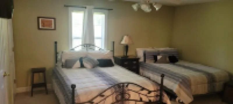 It's Five O'Clock off South Lamar