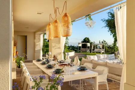 LUXURY VILLA BELVEDERE - Sea view with pool & spa