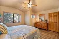 Updated 5 Bedroom home in gated community of Pinetop Crossings!
