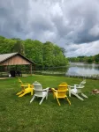 Reel Simple LAKEFRONT Cabin Close to Hiking Trails, The Caverns and OHV Park!