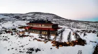 Browns Canyon Lodge - with an Indoor Hot Tub and Game Room-