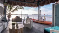 Oceanfront Paradise w/ Amazing View! Kayaks & BBQ