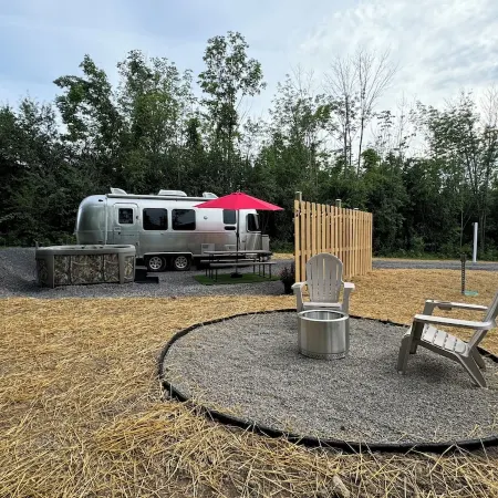Sip & Soak: Airstream Glamping, Hot Tub on Seneca Wine Trail