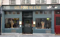 Charming flat in the heart of Paris on the Seine 聖路易島住宿飯店