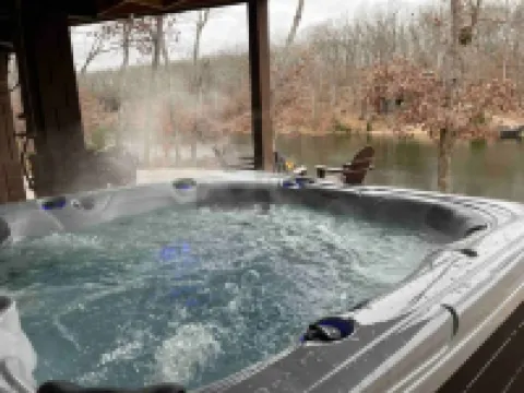 Luxury, Lakefront Chalet; Dock, Grills, Sasquatch & Firepits with a view