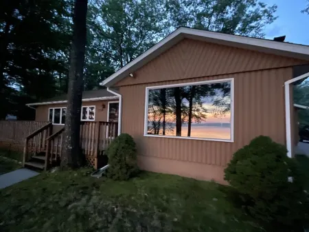 Lakefront Getaway - Private Dock + 130' Shoreline