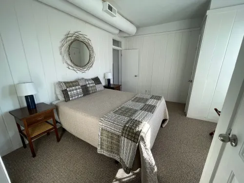 Coastal Dreams -- Roomy 2-Bedroom Apartment Nestled in Downtown Saugatuck