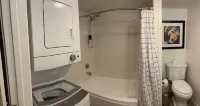 Relaxing Anchorage Retreat, Garden Level Unit 2
